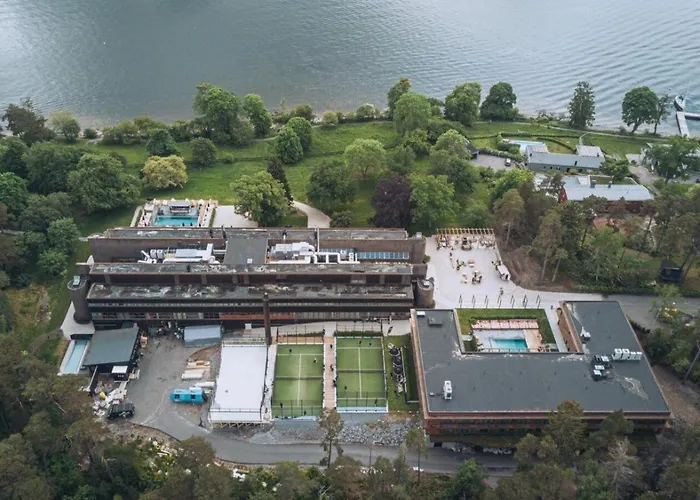 Ellery Beach House